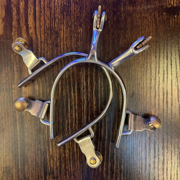 Weaver Leather Ladies' Roping Spurs with Plain Band - Picture 2 of 3